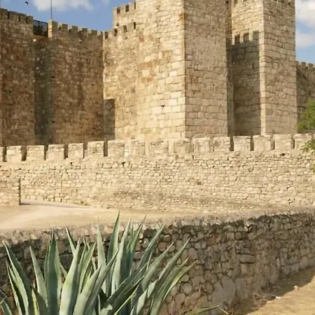 Plaza Mayor 3* Trujillo